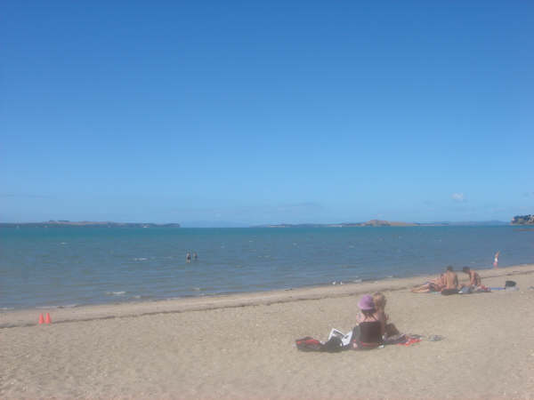 dora070307_1.jpg